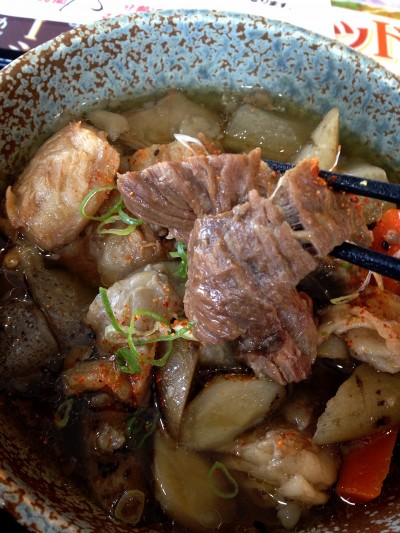 牛すじ煮込み定食お肉トロトロ!